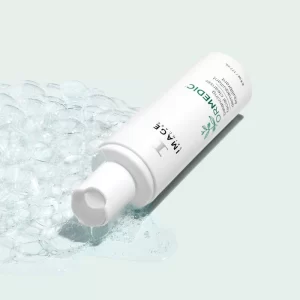 Ormedic Balancing Facial Cleanser Packshot 01 700x